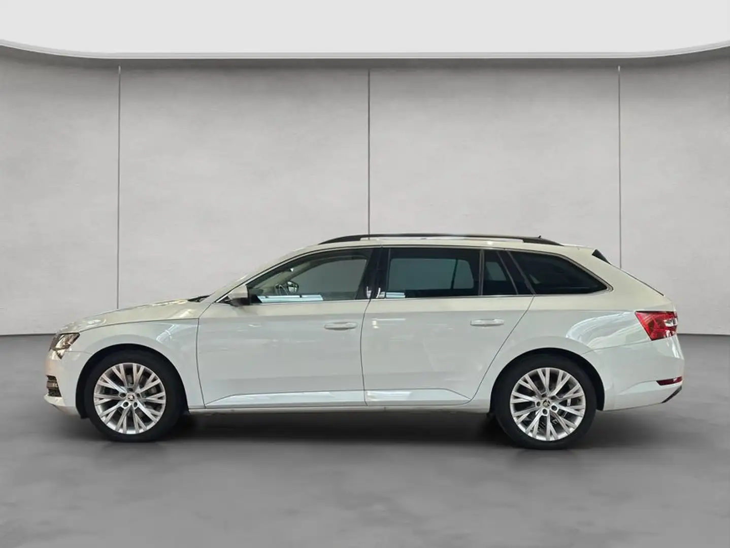 Skoda Superb Combi 2.0 TDI DSG Ambition Weiß - 2