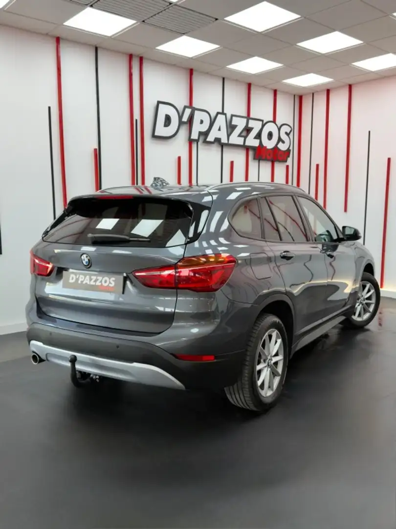 BMW X1 sDrive 16d Business Gris - 2