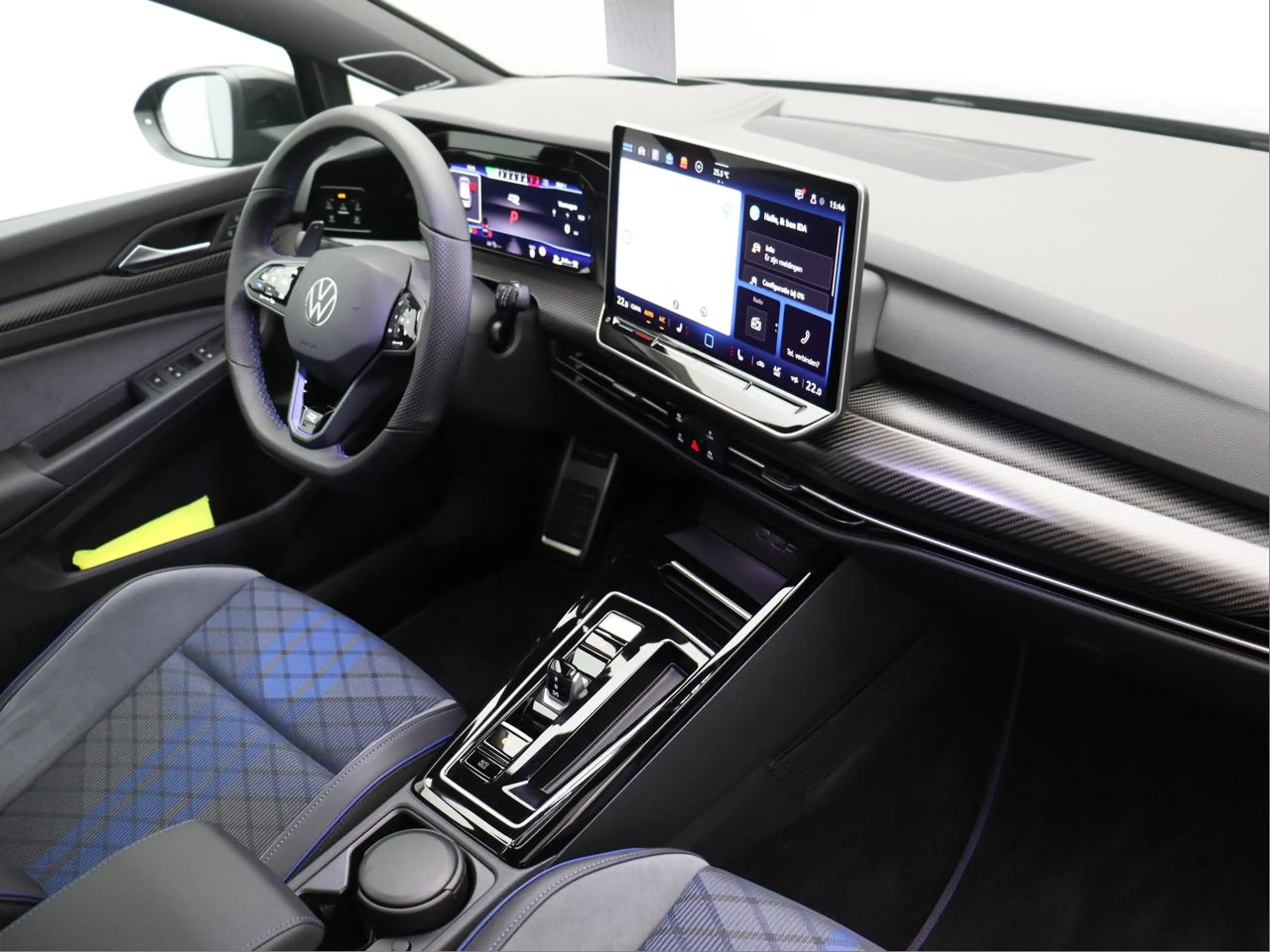 Volkswagen Golf R 2.0 TSI 4Motion DSG — photo 8