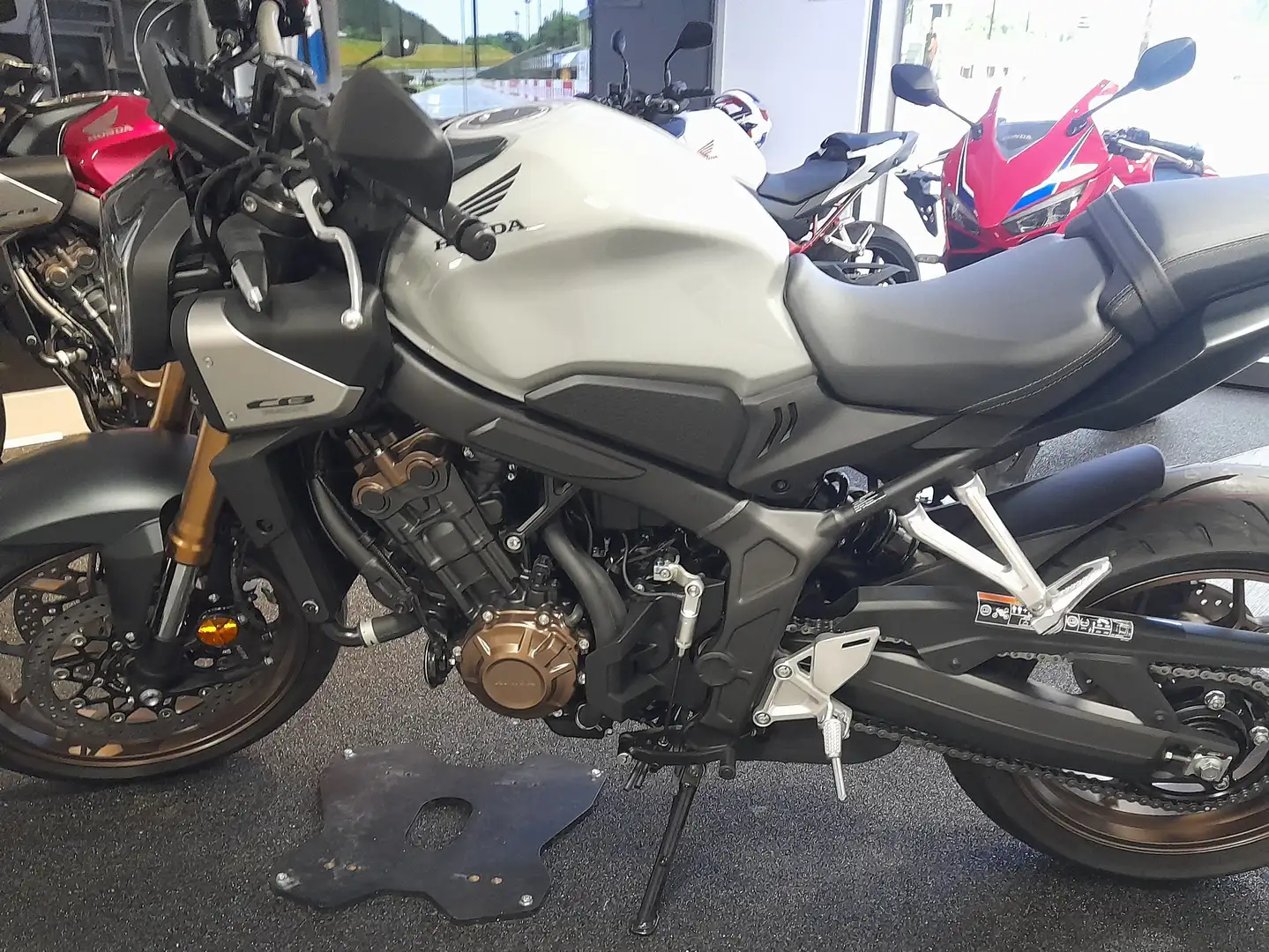 Honda CB 650 r e-clutch Gri - 2