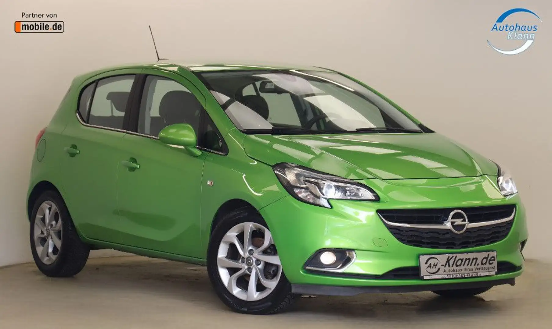 Opel Corsa E 1.4 90PS Automatik Innovation SHZ LED Groen - 1