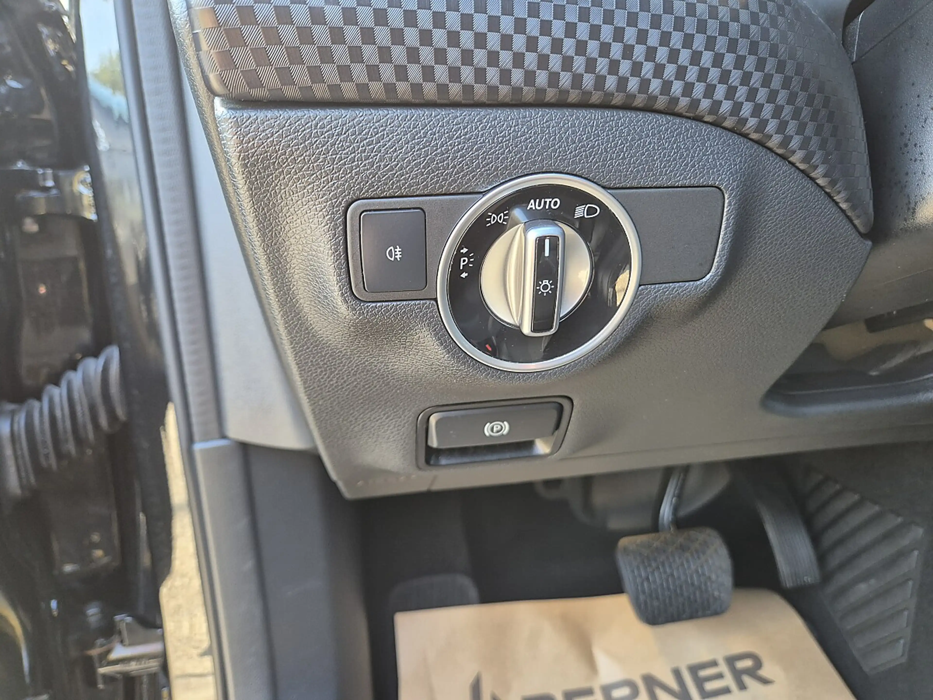 Mercedes-Benz A 200 d 4MATIC Aut. I LED I SD I Kamera I Leder I AMG — photo 13