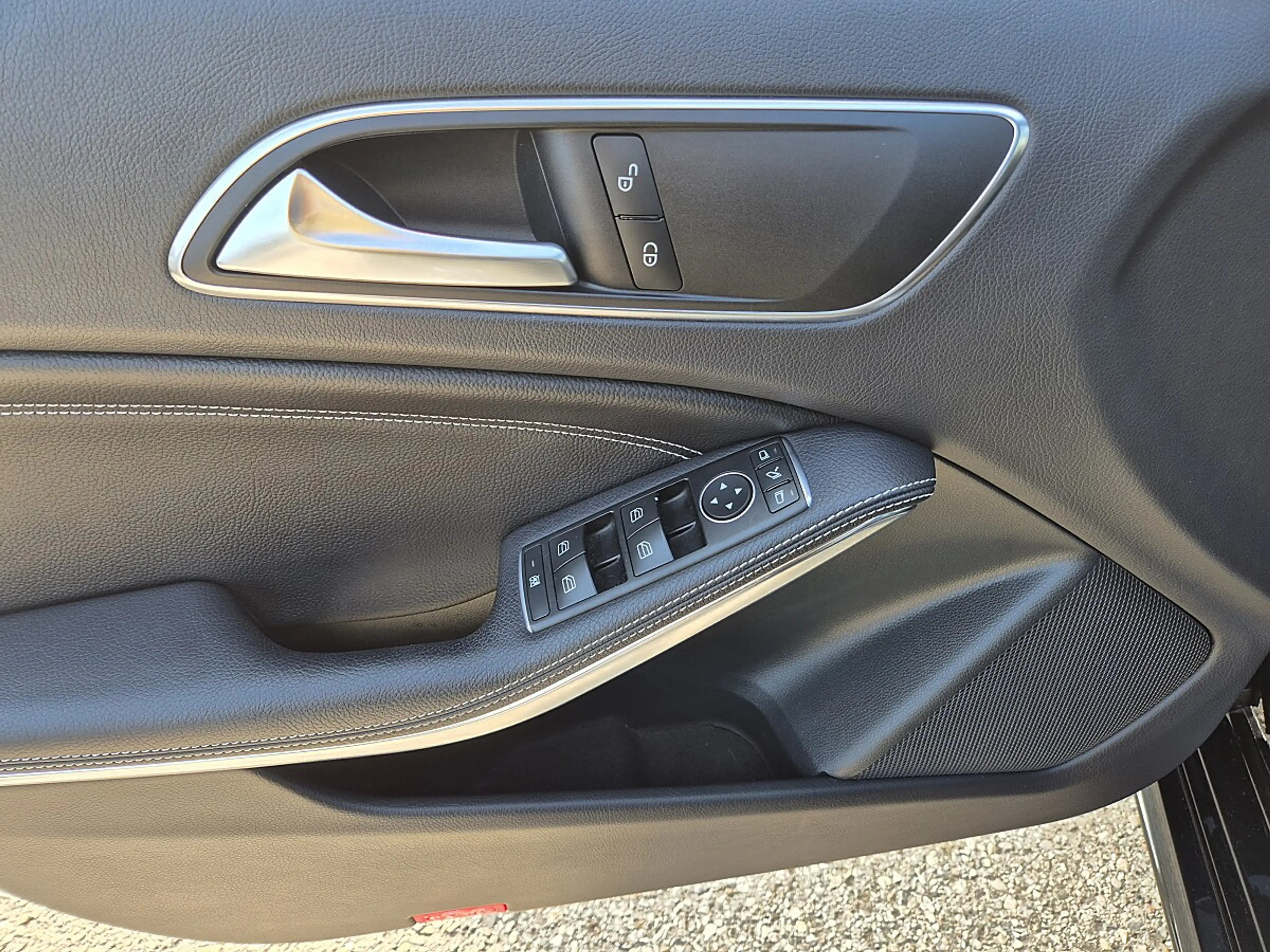 Mercedes-Benz A 200 d 4MATIC Aut. I LED I SD I Kamera I Leder I AMG — photo 12