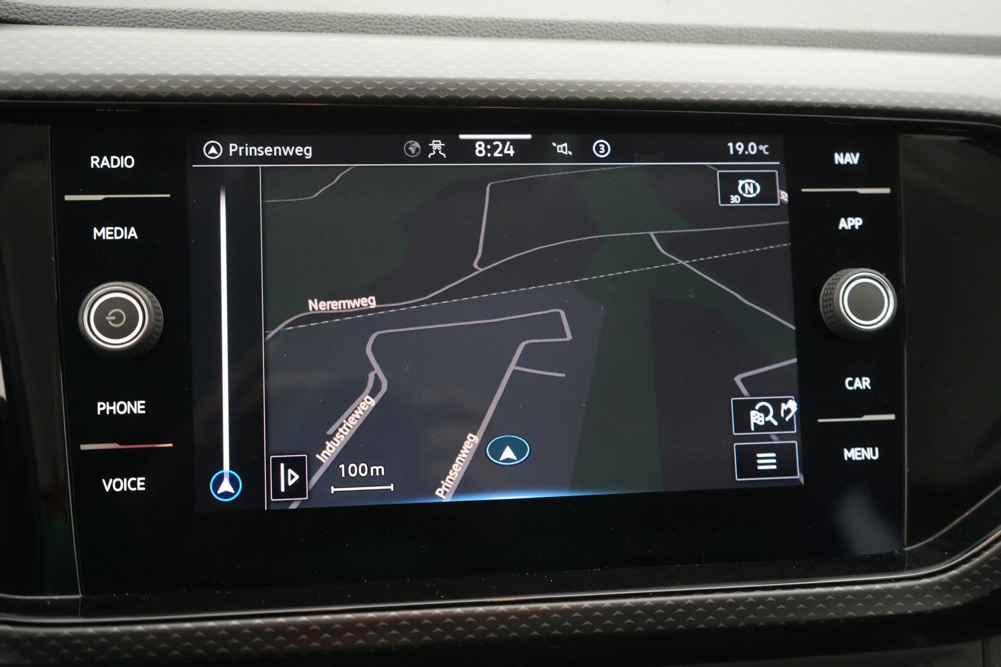 Volkswagen T-Cross 1.0 TSI Life GPS PDC Carplay ACC — photo 15