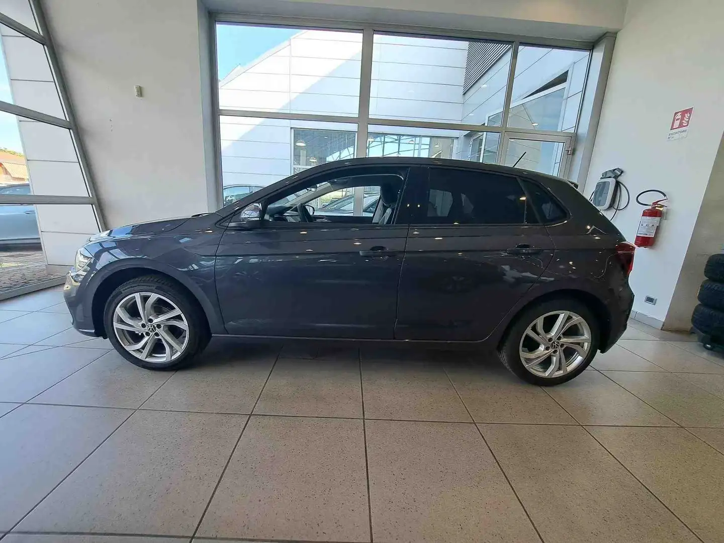 Volkswagen Polo Polo 1.0 tsi Style 95cv dsg Grijs - 2