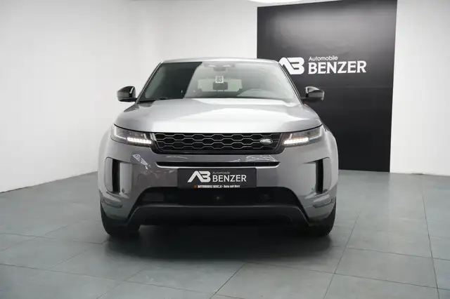 Land Rover Range Rover Evoque view 3