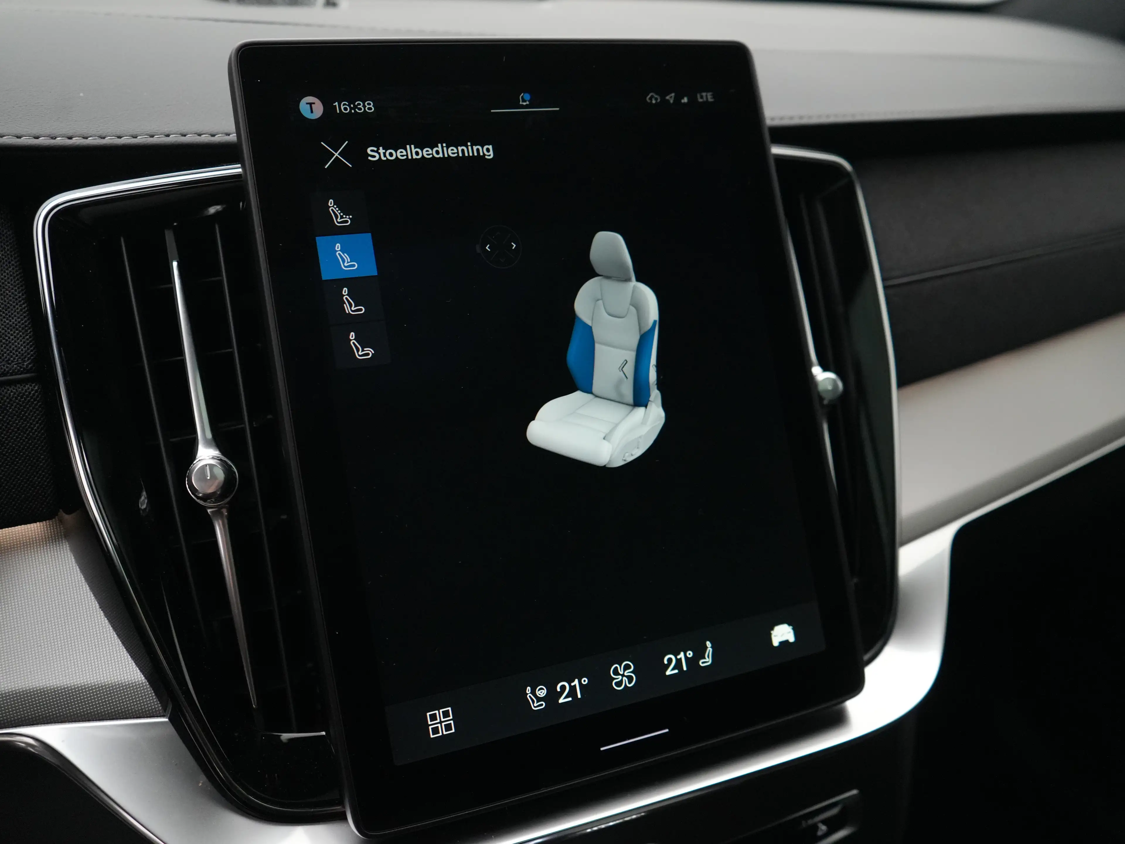 Volvo XC90 T8 Recharge AWD Ultra Black Edition Executive | Fu — photo 48