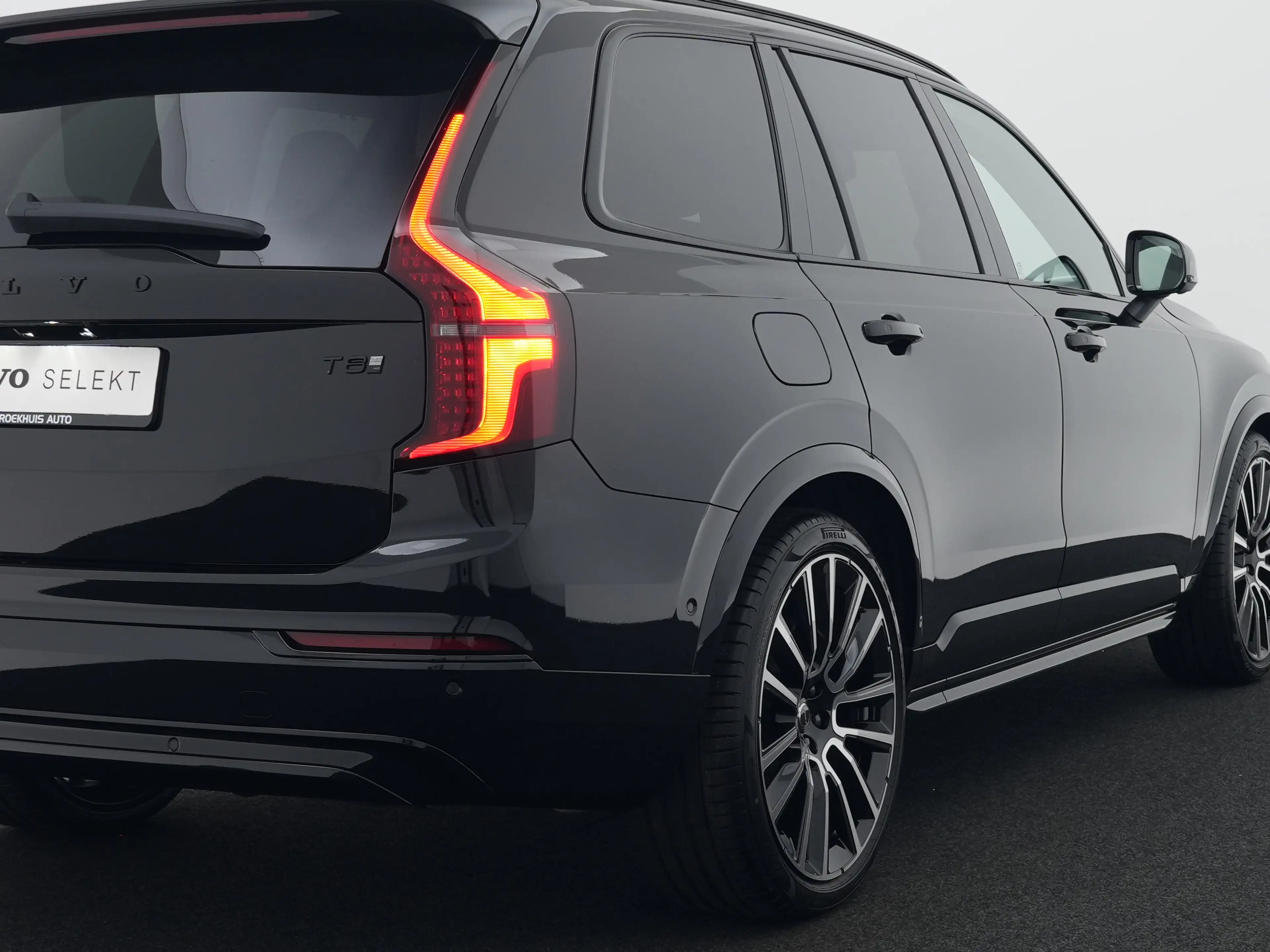 Volvo XC90 T8 Recharge AWD Ultra Black Edition Executive | Fu — photo 38