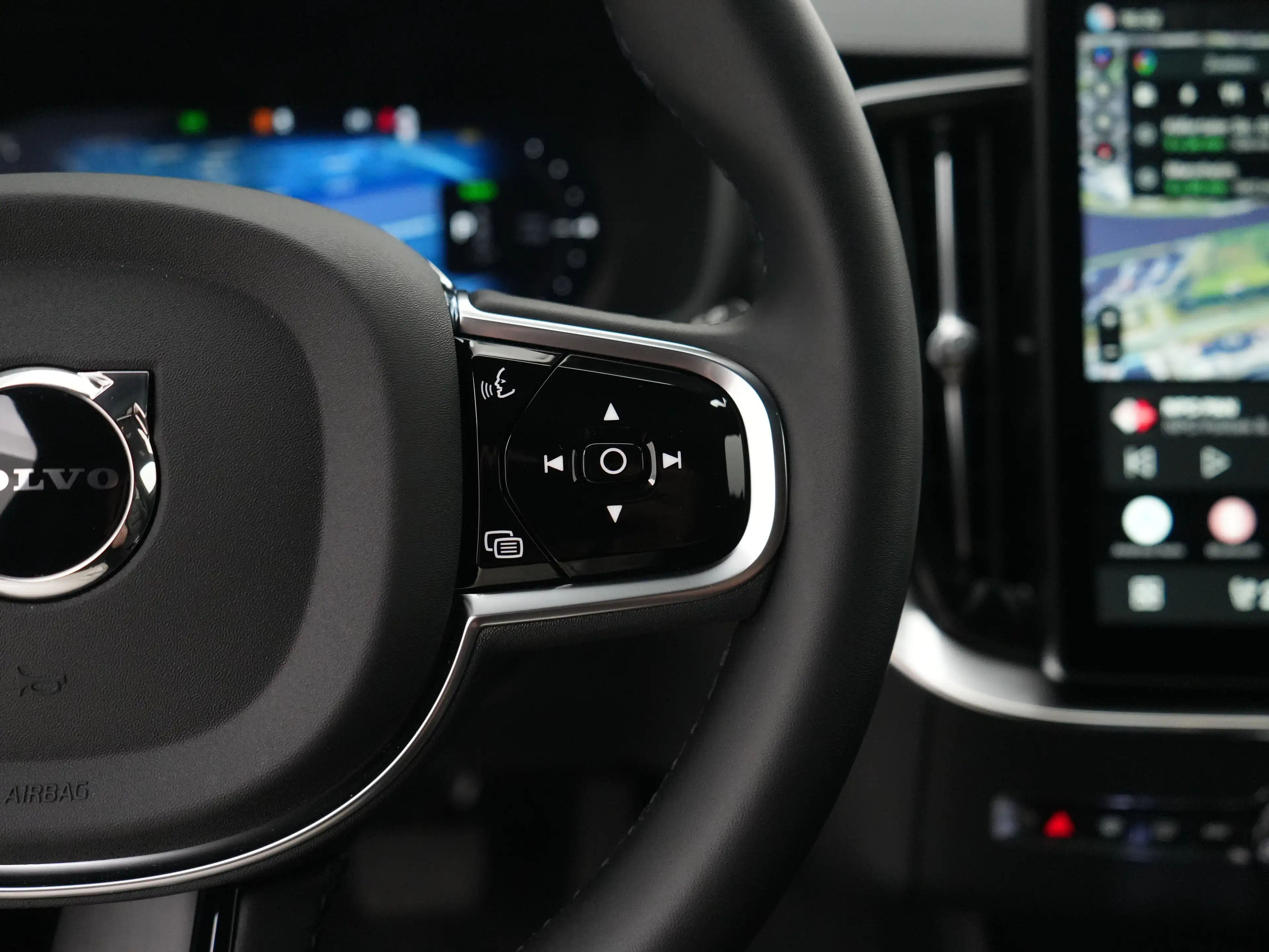 Volvo XC90 T8 Recharge AWD Ultra Black Edition Executive | Fu — photo 36