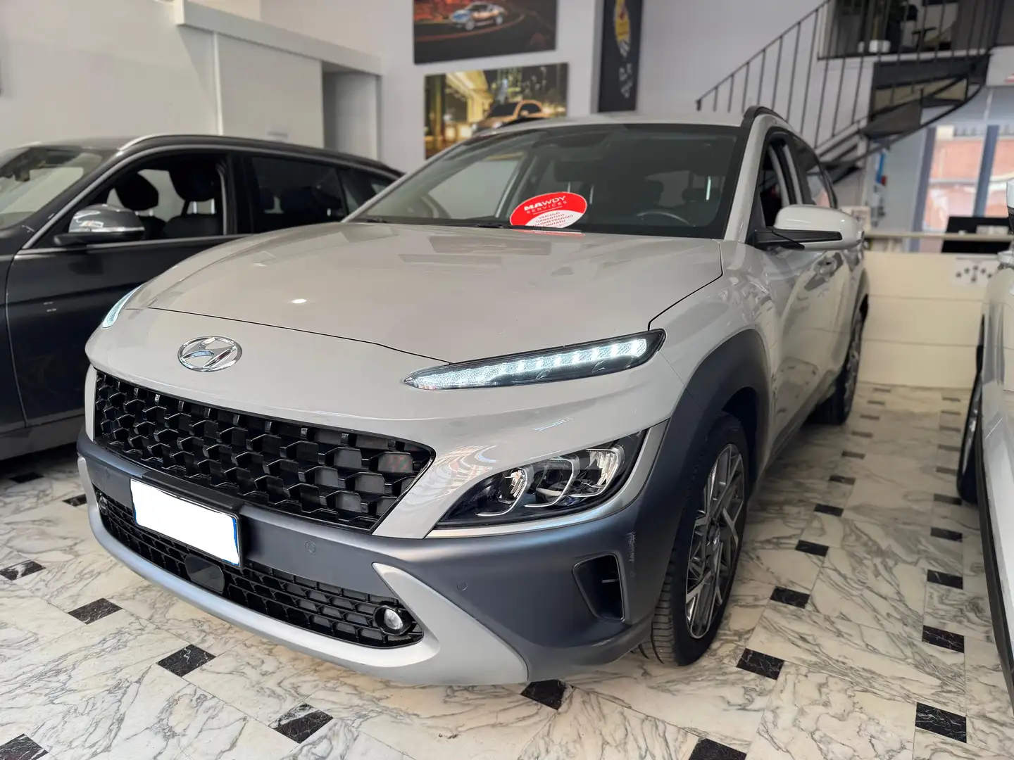 Hyundai KONA 1.6 gdi hev Xline Safety Pack 2wd 141cv dct Grijs - 1