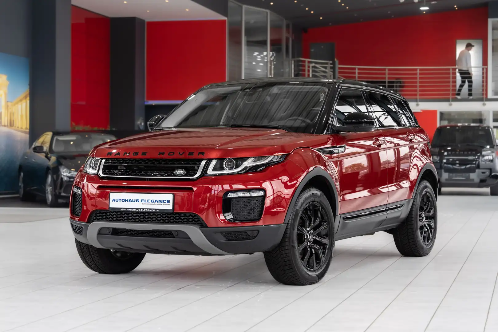 Land Rover Range Rover Evoque SE*BLACK-PAKET*PANO*SATIN*LED Rot - 1