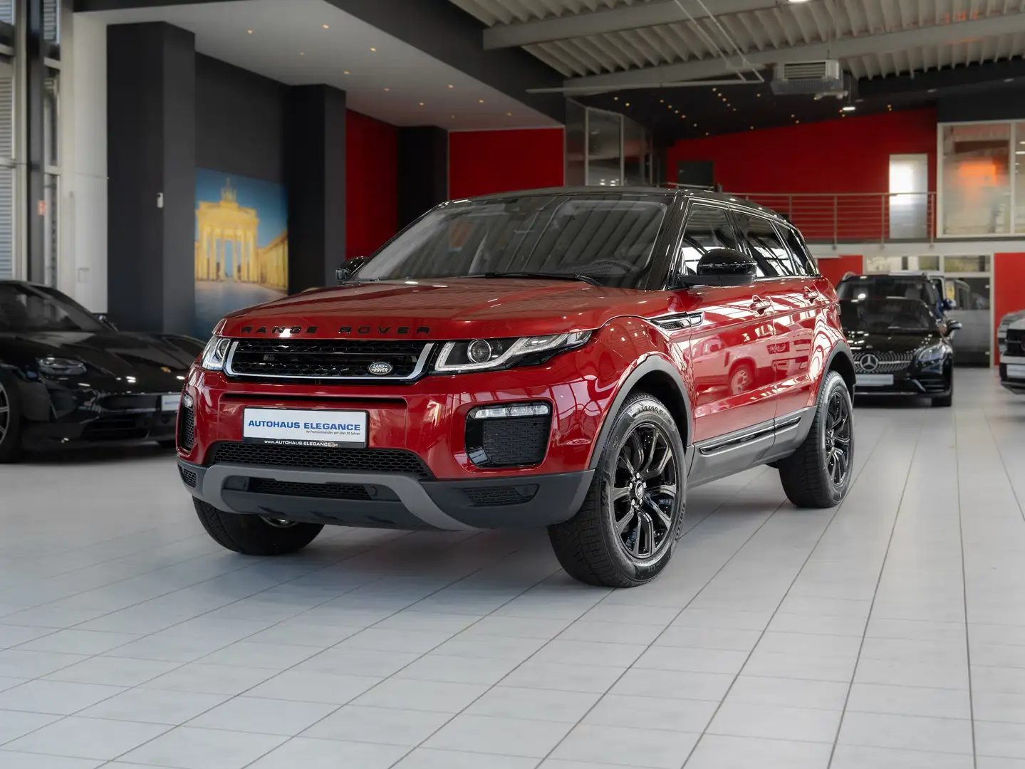 Land Rover Range Rover Evoque SE*BLACK-PAKET*PANO*SATIN*LED Rot - 1