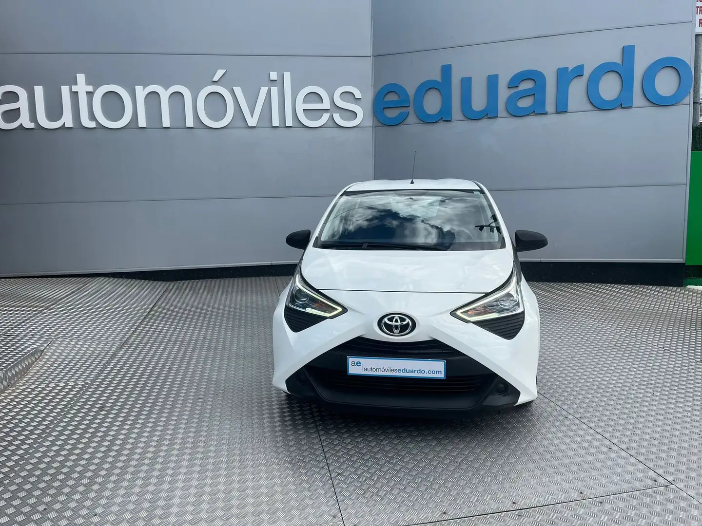 Toyota Aygo 70 x-clusiv Blanco - 2