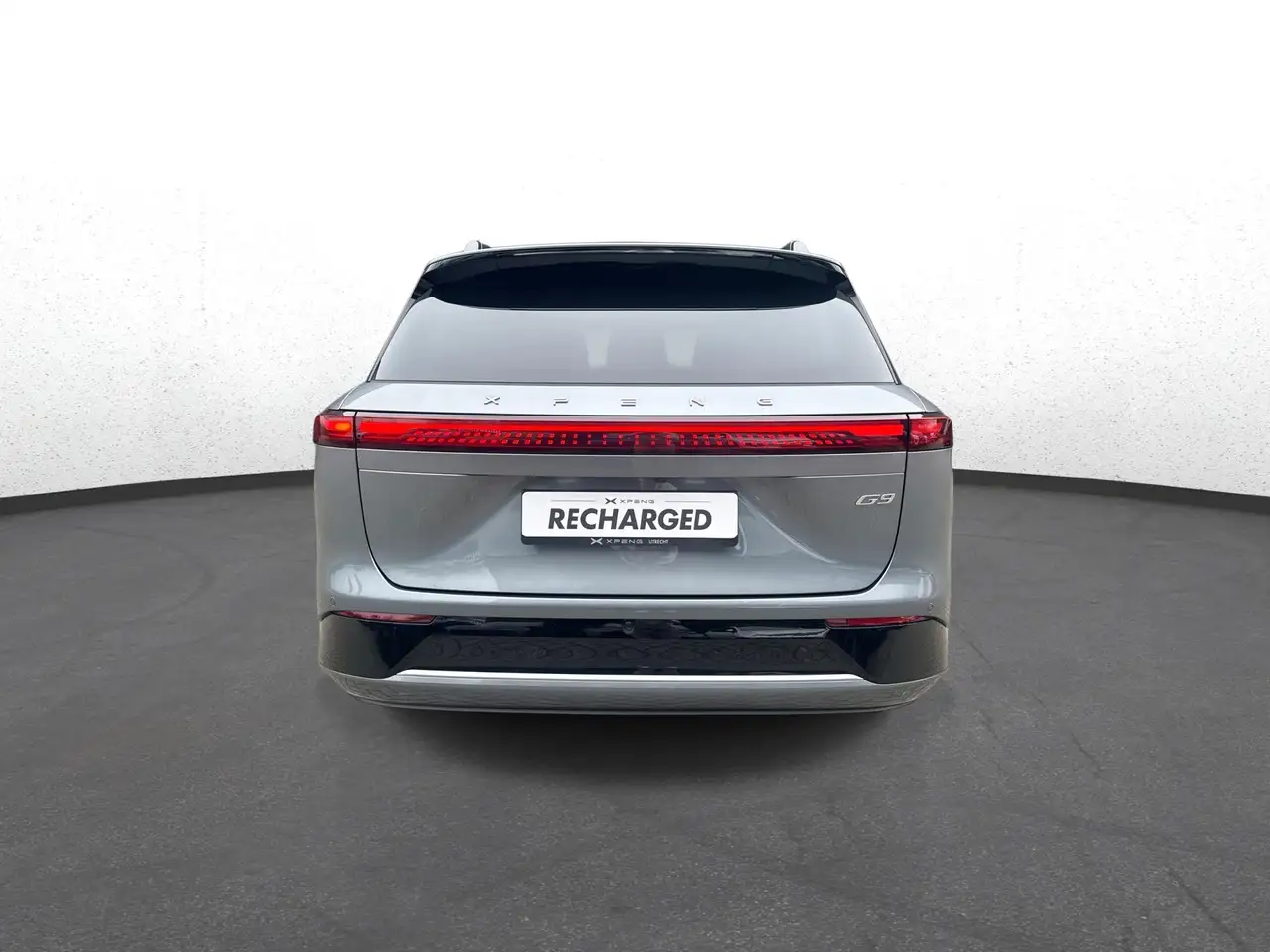 XPENG G9