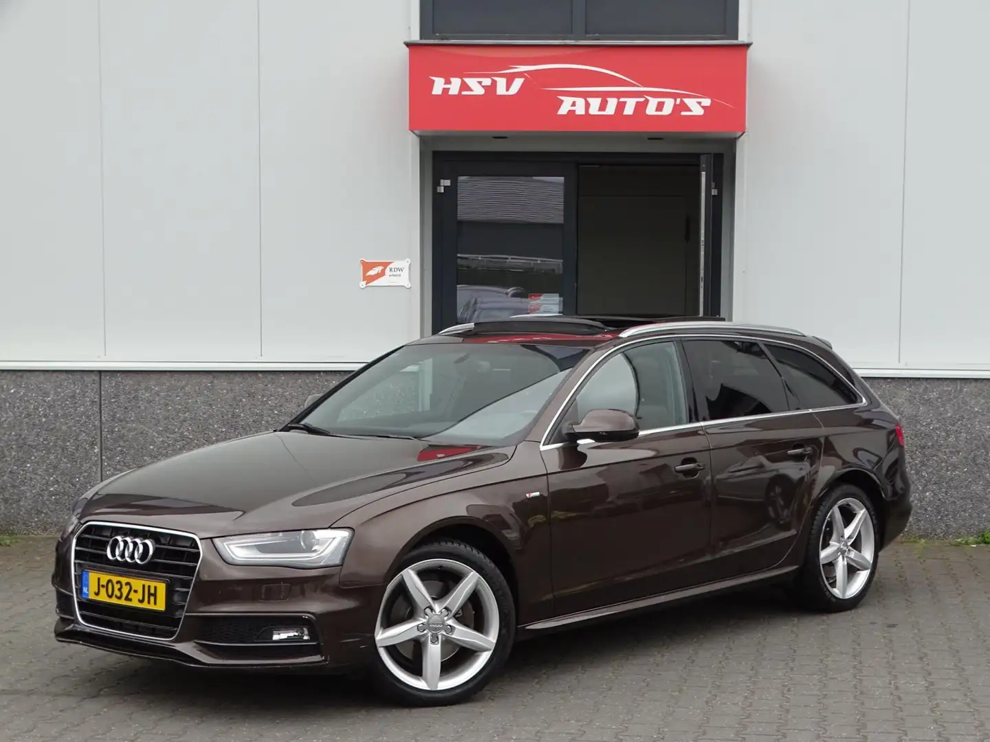 Audi A4 Avant 3.0 TDI Pro Line S automaat navi xenon Bruin - 1