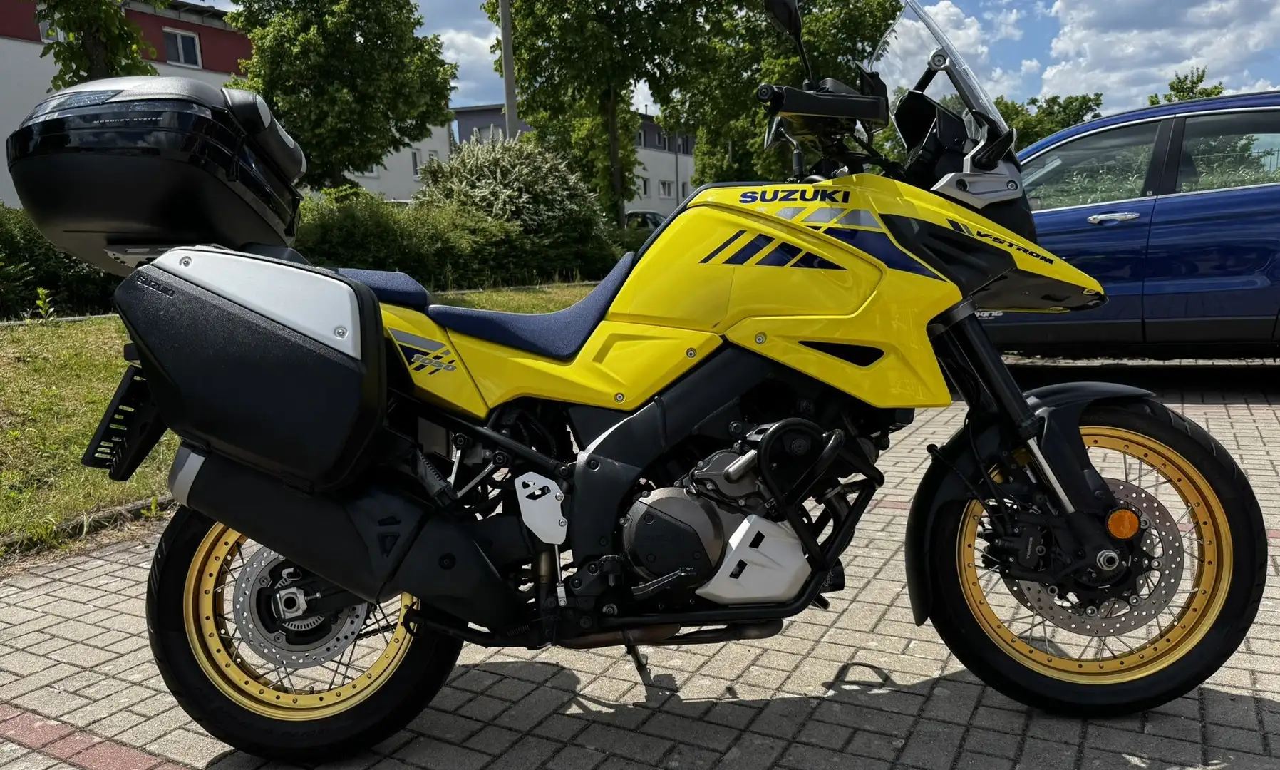 Suzuki V-Strom 1050 XT Amarillo - 2