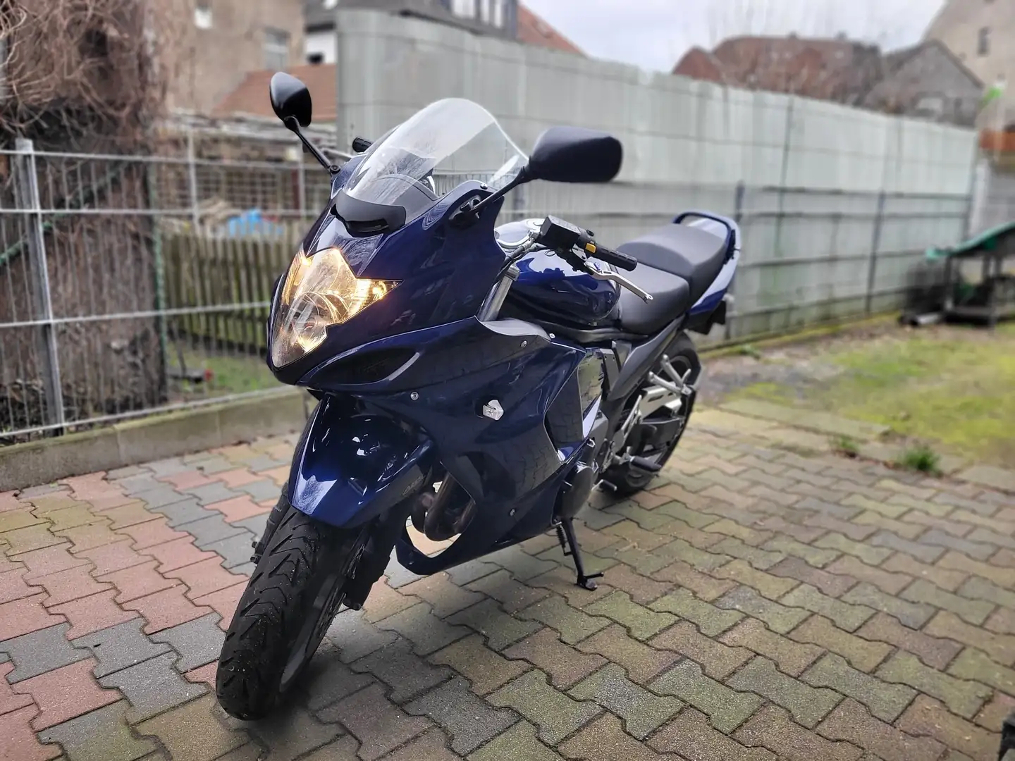 Suzuki GSX 1250 GSX 1250 FA Bleu - 1