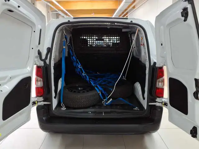 Opel Combo view 10