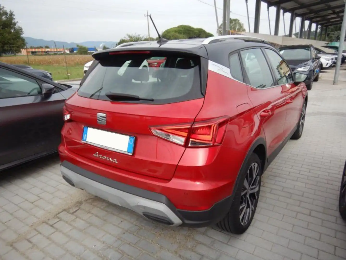 SEAT Arona 1.0 TGI XPERIENCE 18'' LED NAVI Rosso - 2