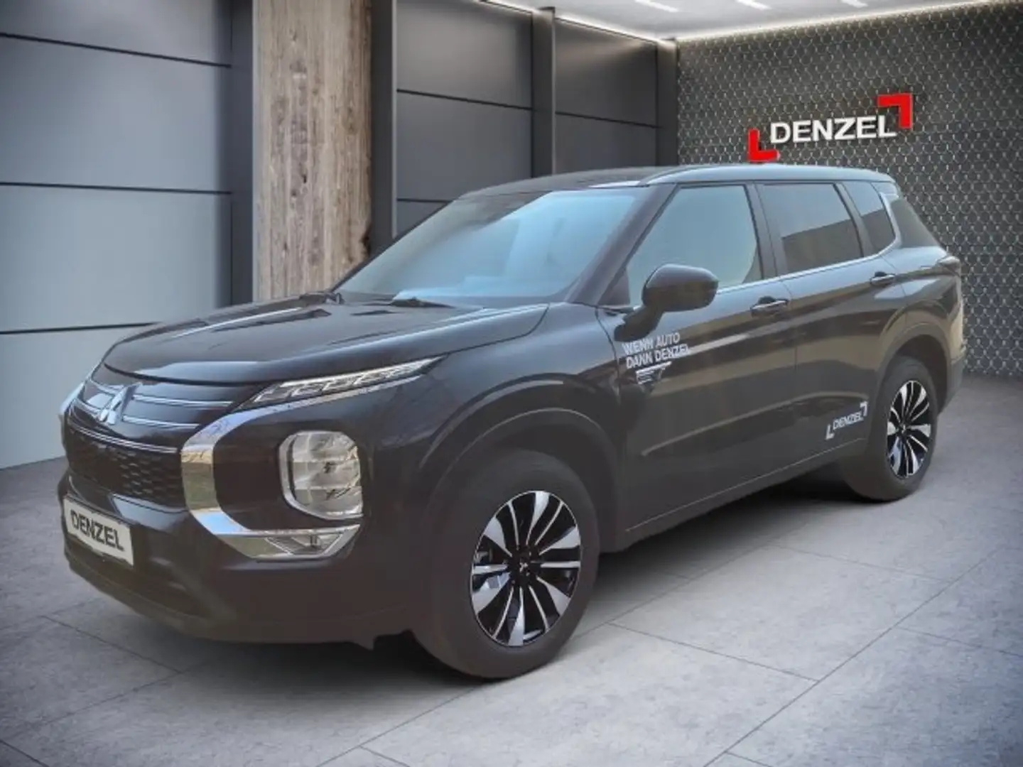Mitsubishi Outlander PHEV 2,4 4WD Invite 220V AT 25 Schwarz - 1