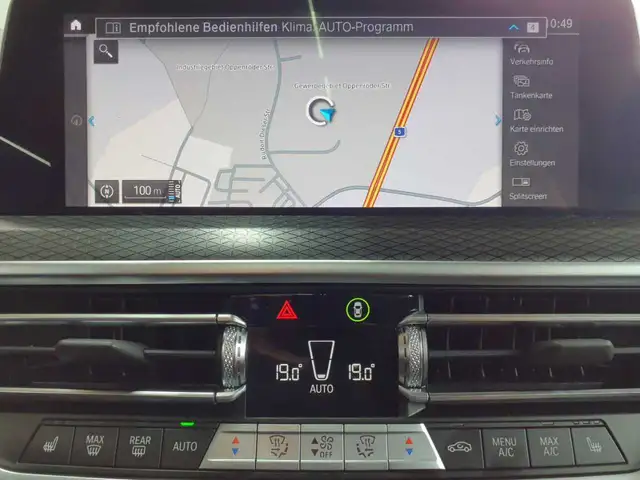 BMW X3 view 12