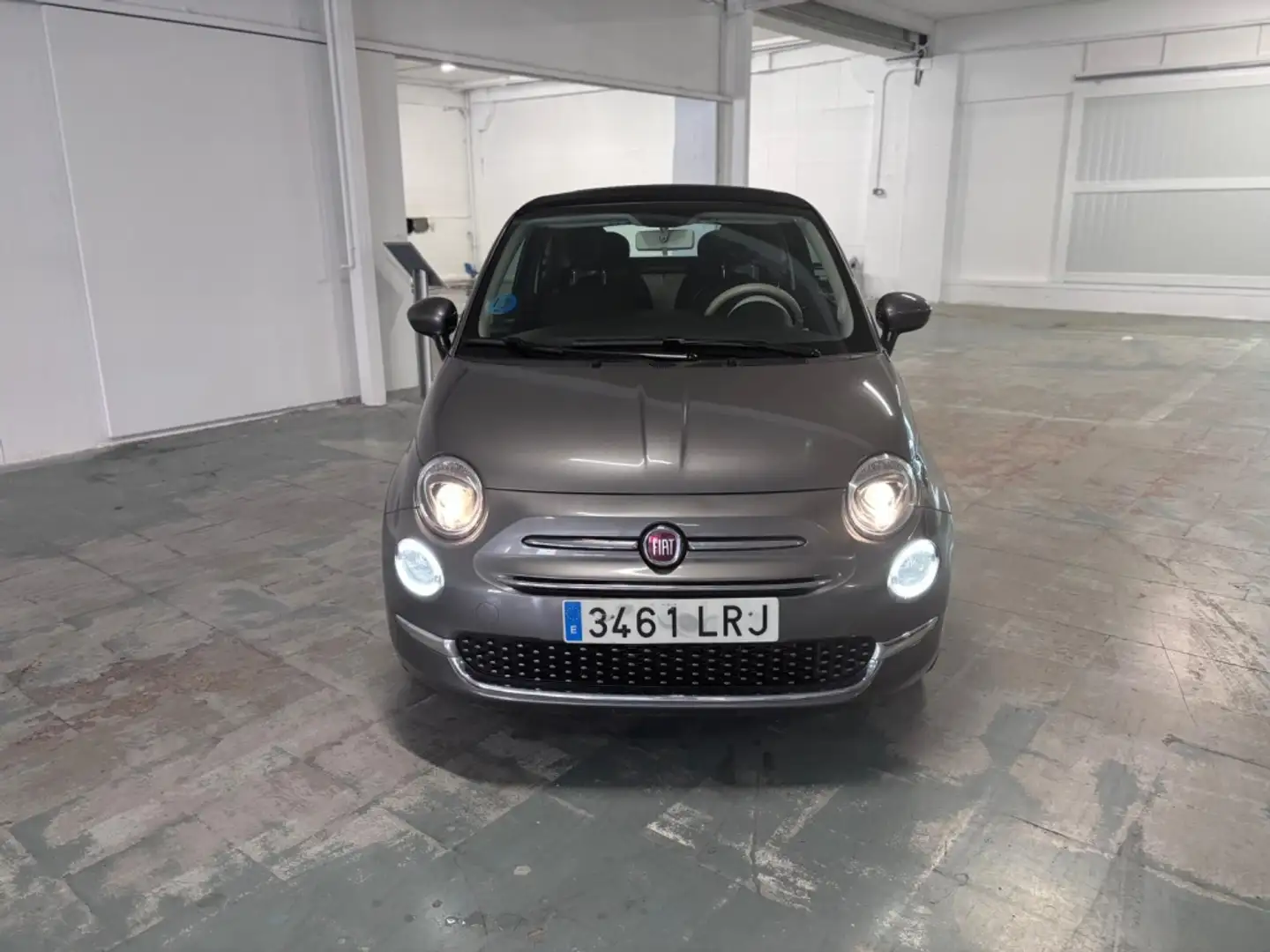Fiat 500C 1.0 Hybrid Dolcevita 52kW Zilver - 2