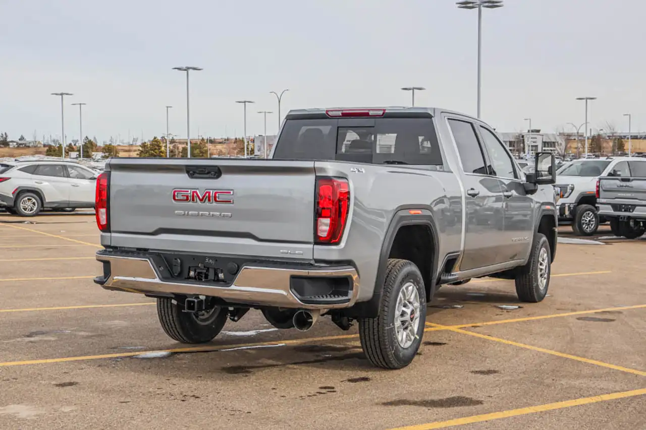 GMC Sierra 2500HD снимка GMC Sierra 2500HD