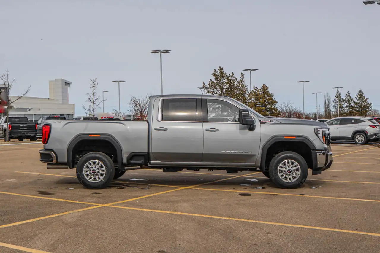GMC Sierra 2500HD снимка GMC Sierra 2500HD