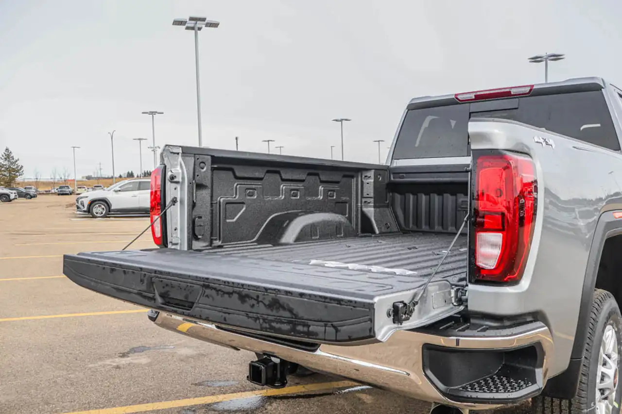 GMC Sierra 2500HD снимка GMC Sierra 2500HD