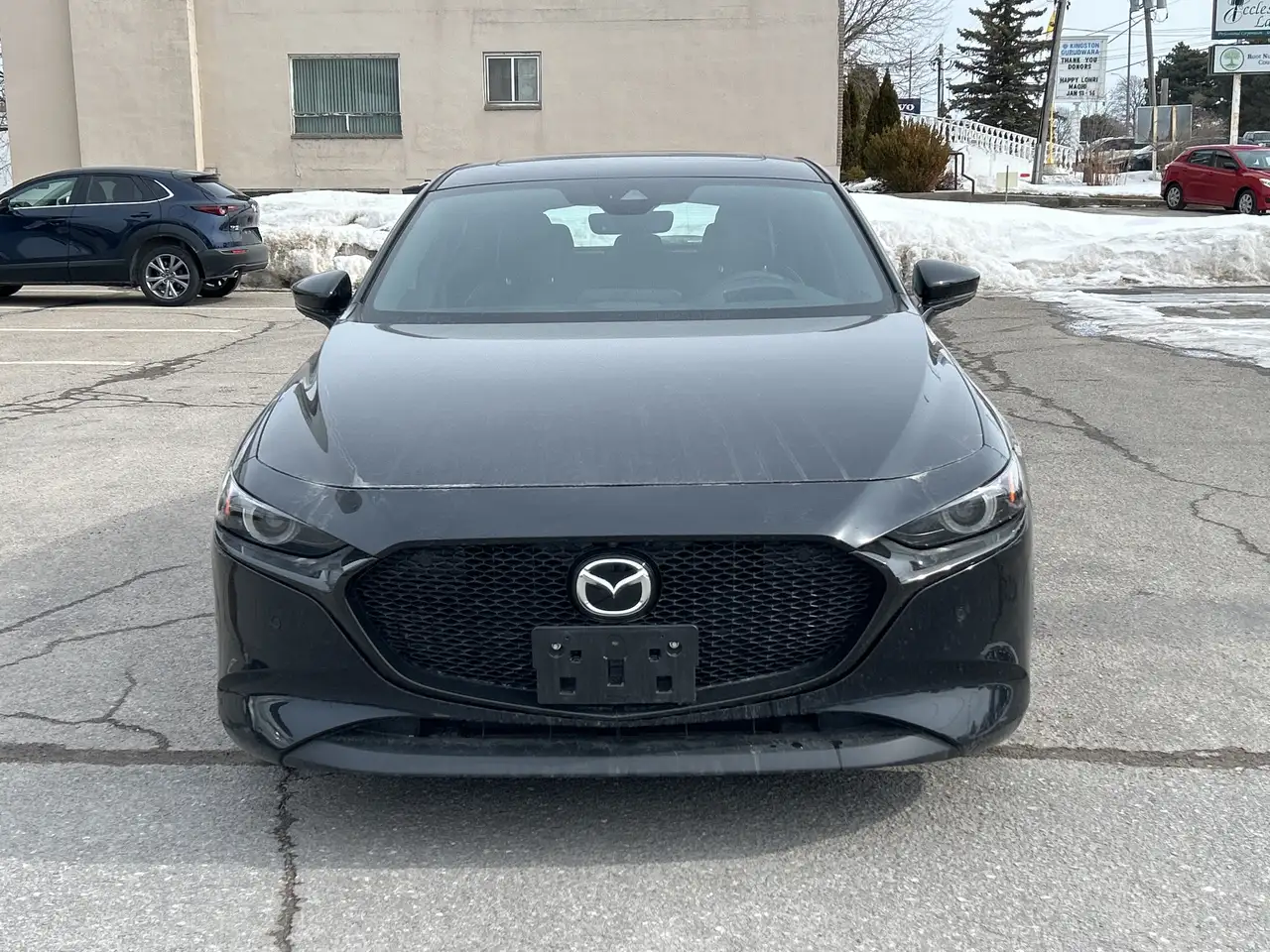 Mazda 3 снимка Mazda 3