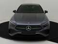 Mercedes-Benz A 180 AMG Line / Premium Pakket / Panorama dak / Magno M - thumbnail 9