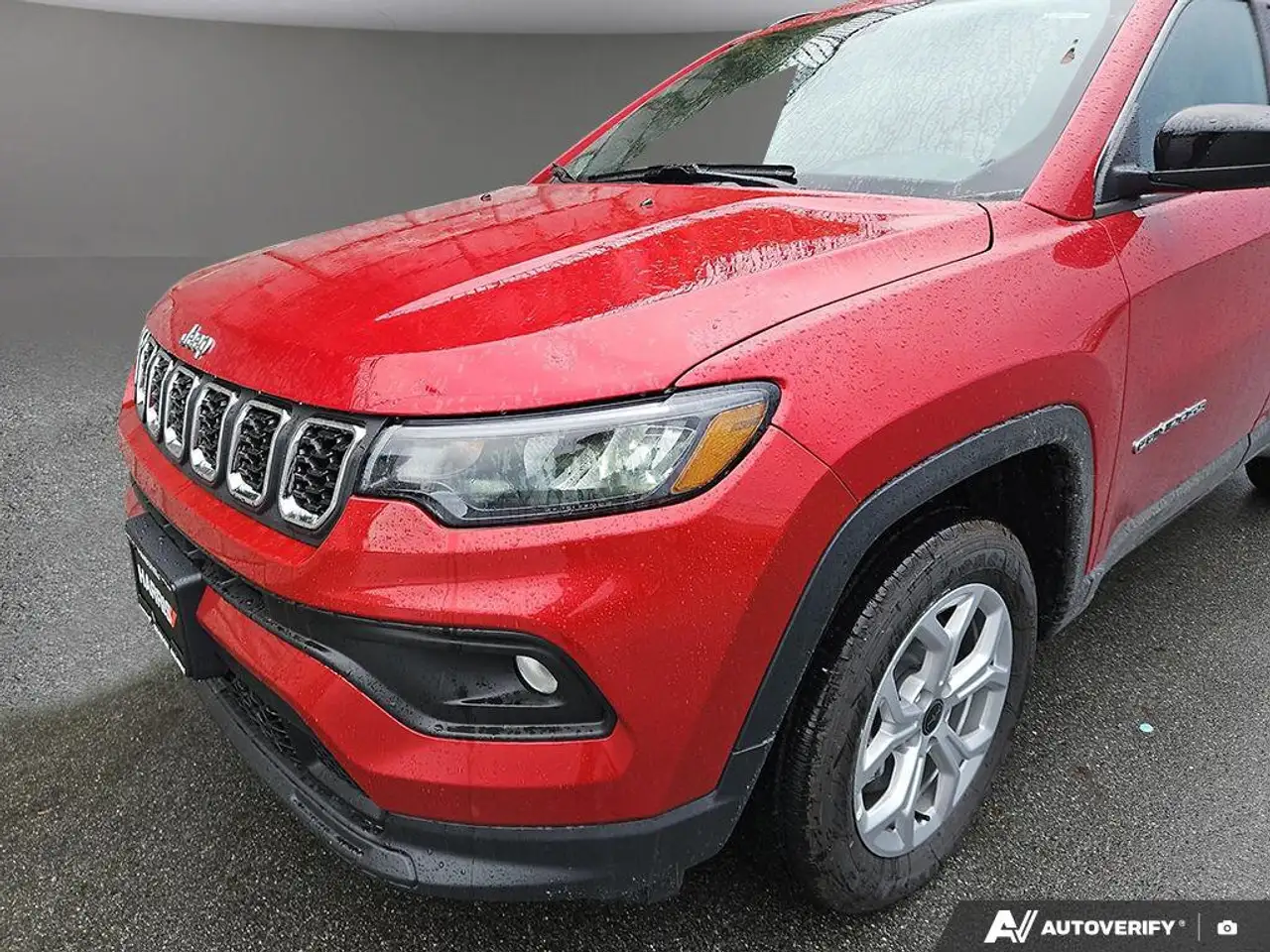 Jeep Compass снимка Jeep Compass