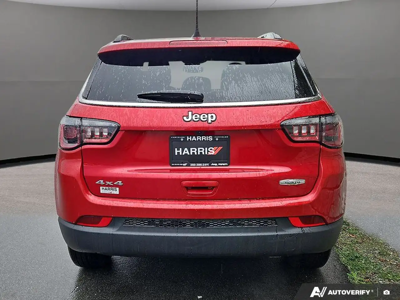 Jeep Compass снимка Jeep Compass