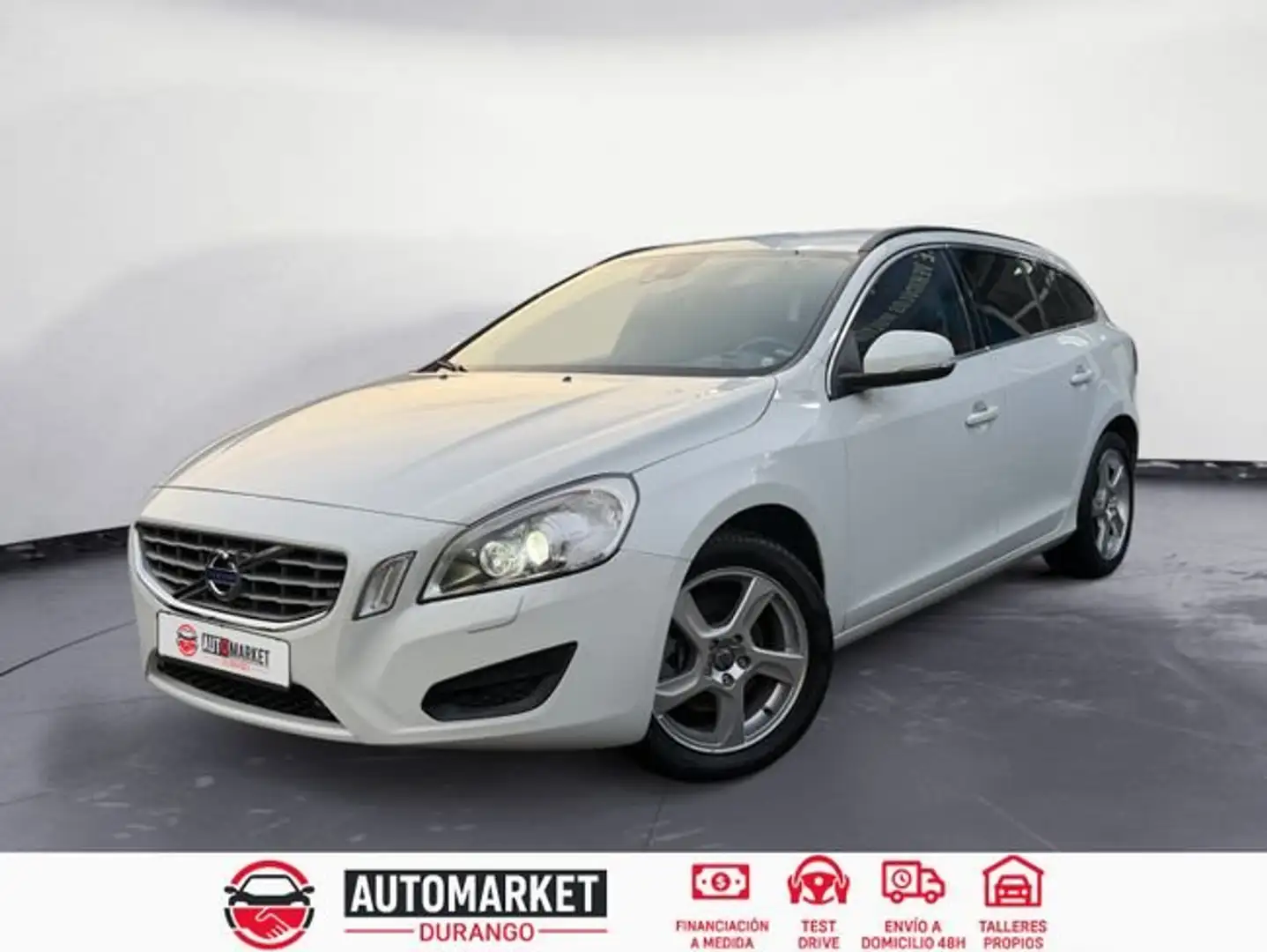 Volvo V60 D3 Momentum Blanco - 1