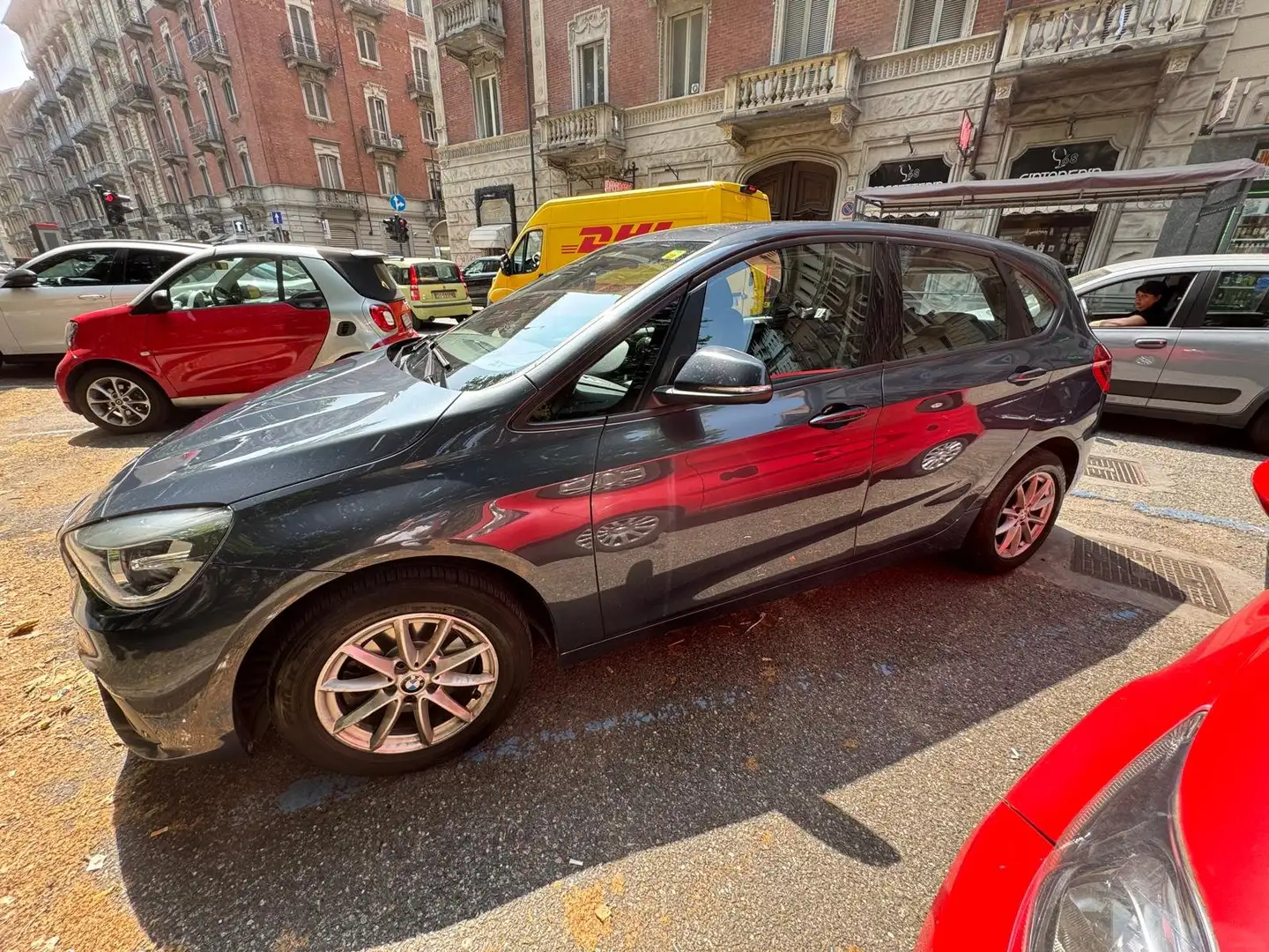 BMW 218 Serie 2  218d Tourer Advantage auto my15 Grigio - 1