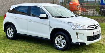 1.6i 2WD Exclusive