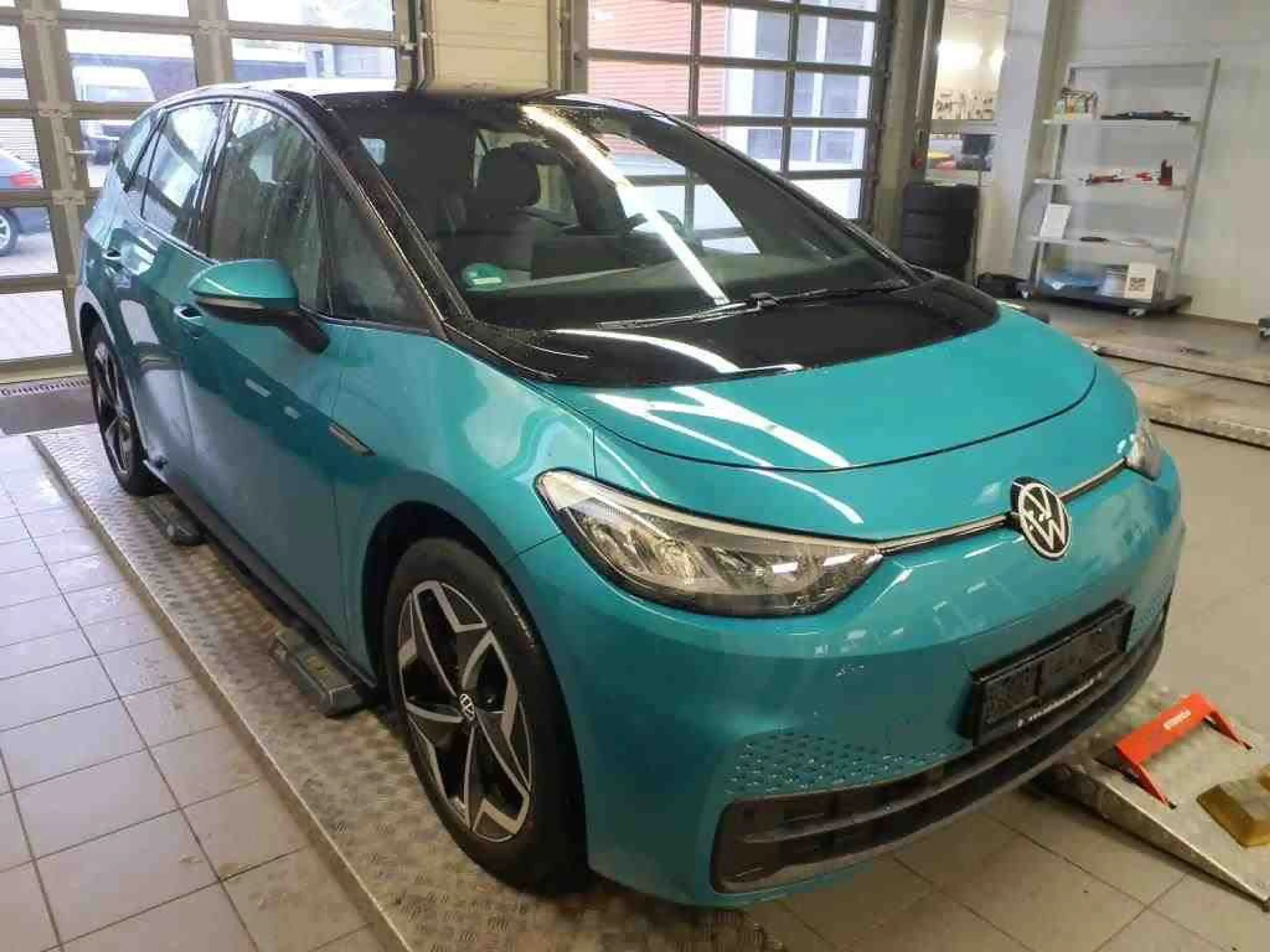 Volkswagen ID.3 Pro S 150 kW Wärmepumpe 77 kWh Navi SHZ ACC