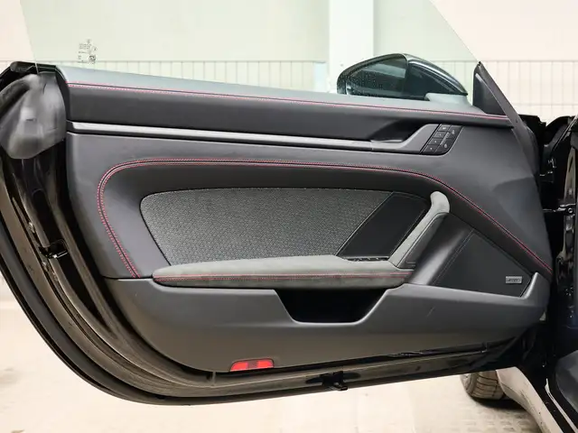 Porsche 911 Carrera GTS Cabriolet Ansicht 13