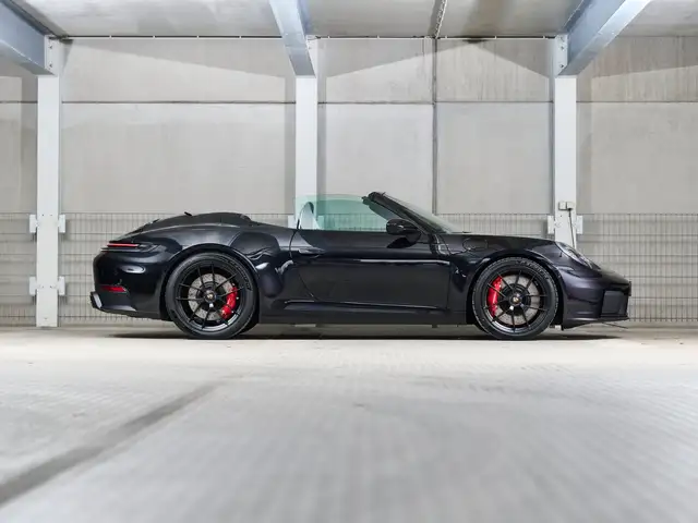 Porsche 911 Carrera GTS Cabriolet Ansicht 6
