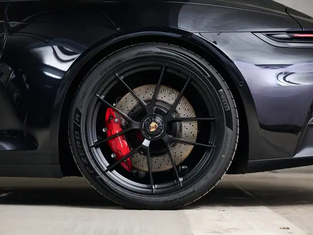 Porsche 911 Carrera GTS Cabriolet Ansicht 9