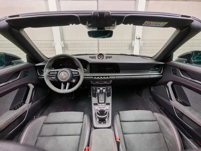 Porsche 911 Carrera GTS Cabriolet Ansicht 16