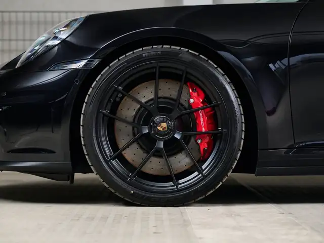 Porsche 911 Carrera GTS Cabriolet Ansicht 8