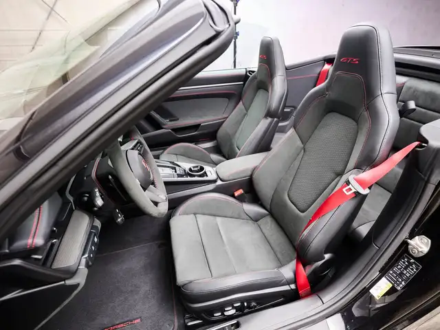 Porsche 911 Carrera GTS Cabriolet Ansicht 17