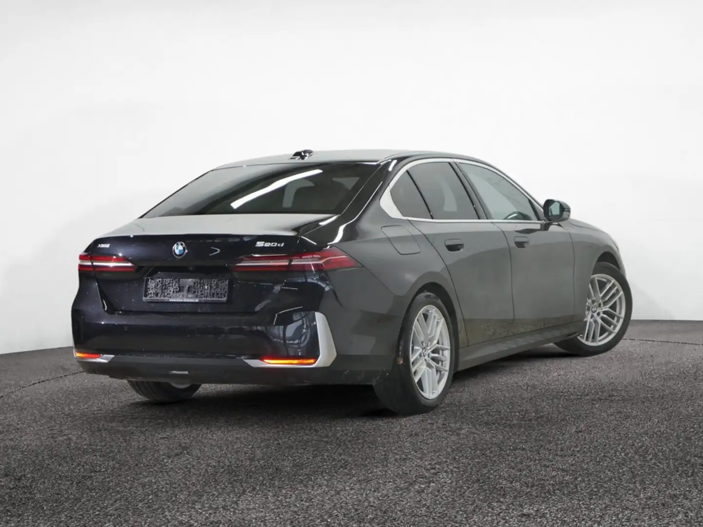 BMW 520 d xDrive STANDHZG+HUD+360°KAM+ACC Schwarz - 2