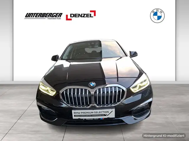 BMW 1 Series view 2