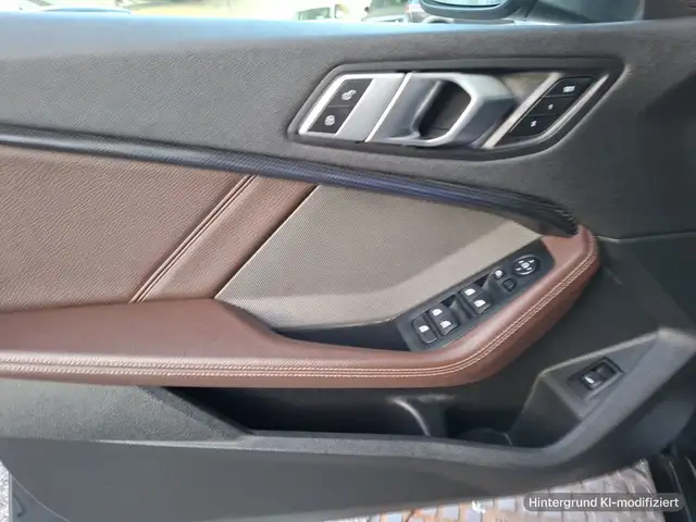 BMW 1 Series view 13