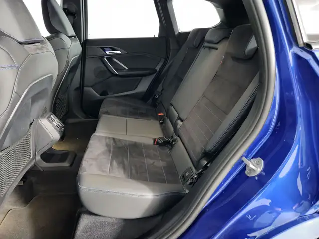 BMW X1 view 8