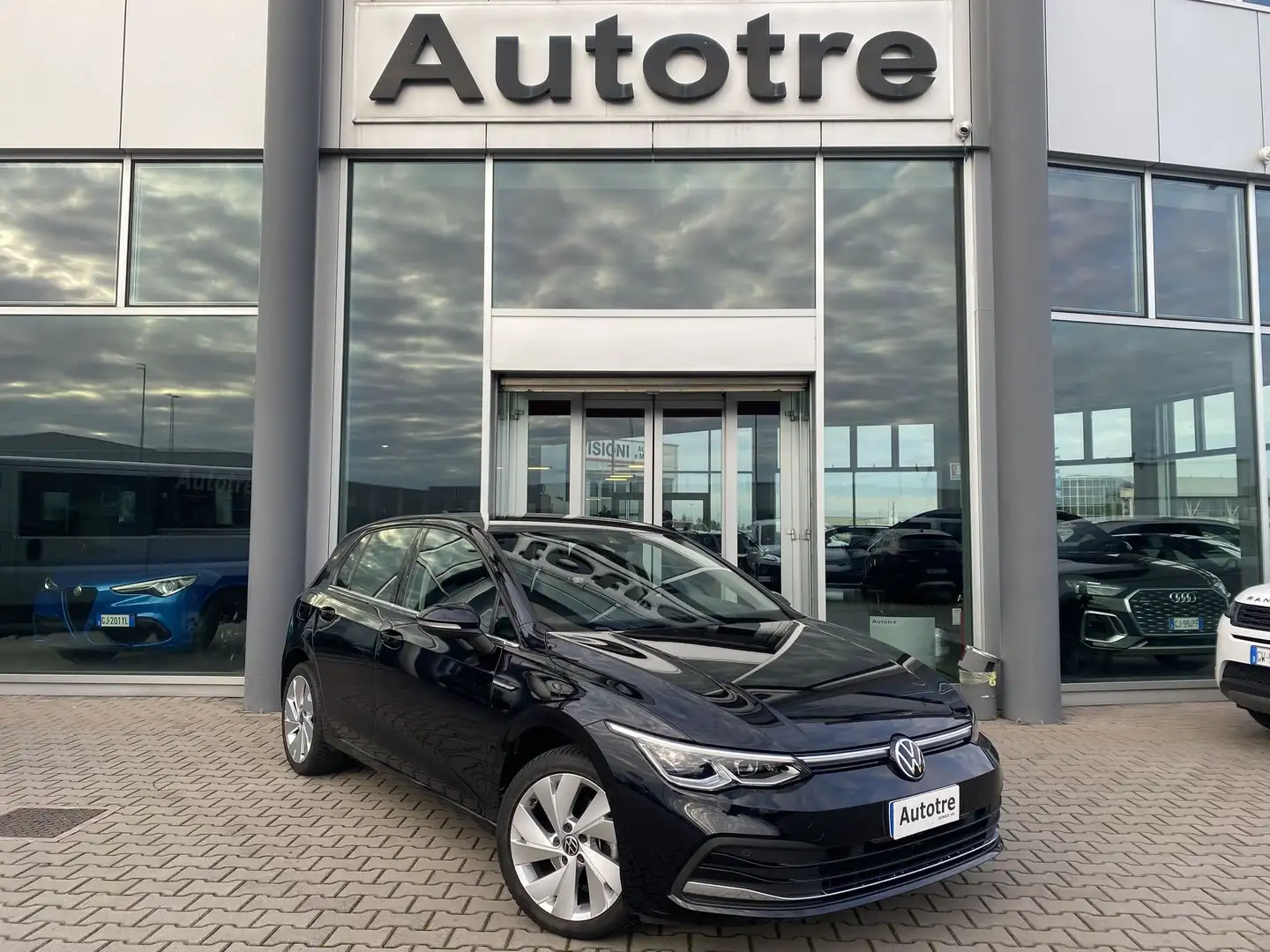 Volkswagen Golf Golf 1.5 eTSI 130 CV EVO ACT DSG Style Nero - 1