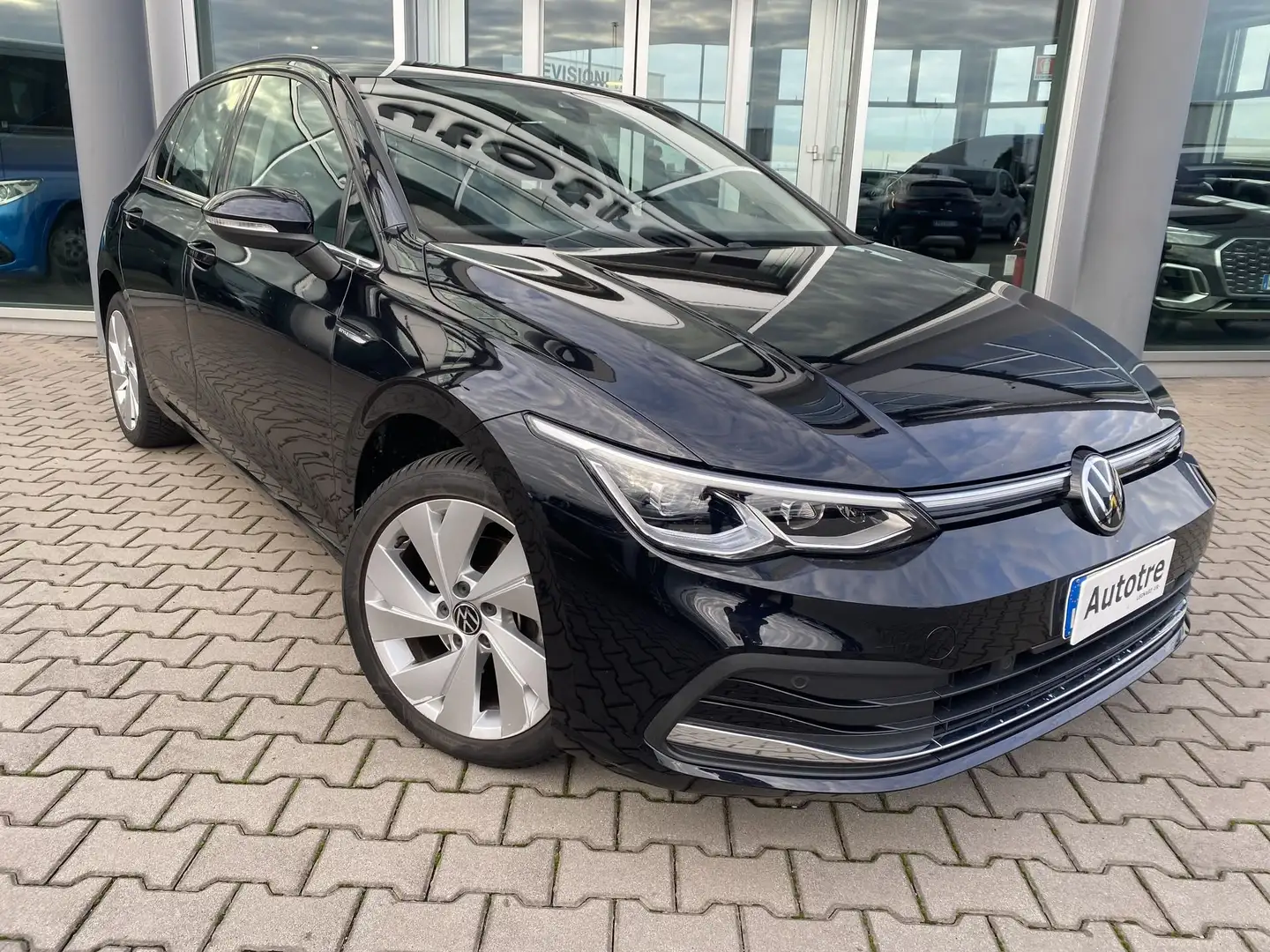 Volkswagen Golf Golf 1.5 eTSI 130 CV EVO ACT DSG Style Nero - 2