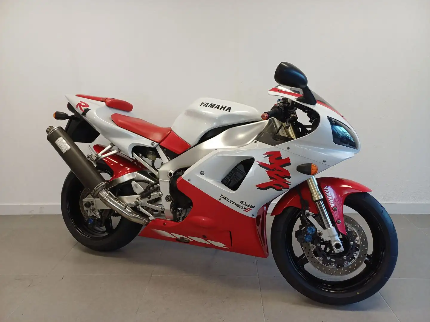 Yamaha YZF-R1 Alb - 2